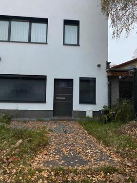 Foto - Büro zu vermieten. Gewerbeeinheit. Separater Eingang