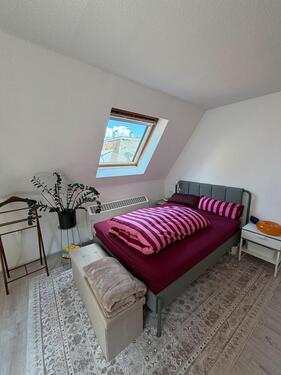 Foto - 3 Zimmer Dachgeschoßwohnung zur Miete in Stuttgart