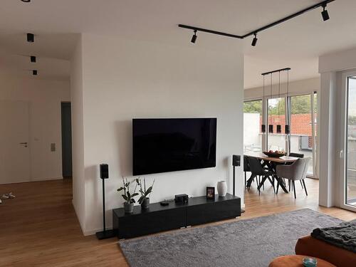 Foto - Exklusive 4-Zimmer-Penthouse-Wohnung mit Balkon und Carport im He