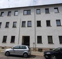 Modernes Wohnen mit Wohlfühlfaktor – frisch renovierte 3-Raum-Wohnung im EG der Karkstraße 1b in Meerane