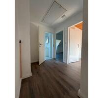Moderne 6-Zimmer Wohnung (102 m²), Nähe Überseestadt - Bremen Walle