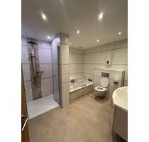 2,5 Zimmer Wohnung mit Klima und Hof - Oberhausen Borbeck