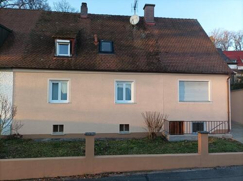 Foto - 3-Zimmer-Wohnung mit Balkon im 1. OG in Langenzenn