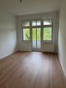 Foto - Frisch renovierte 2-Zimmer-Altbauwohnung mit kleinem Balkon