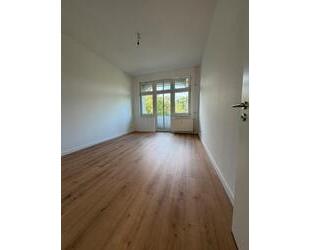 Bezugsfreie 2-Zimmer-Altbauwohnung ohne Provision - Berlin Pankow