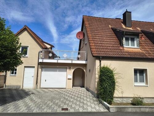 Foto - Gepflegtes Einfamilienhaus mit 2 Balkonen & Wintergarten
