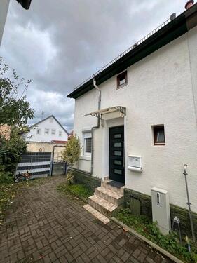 Foto - Einfamilienhaus zu vermieten - 1.150,00 EUR Kaltmiete,