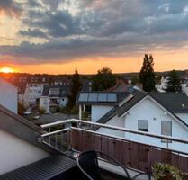 ☀️ Traumhafte Dachgeschosswohnung mit Aufzug & TG-Stellplatz - Aschaffenburg Damm