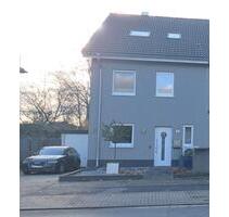 Energiesparendes 5-Zimmer Haus DHH in Essen Karnap