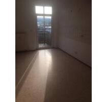 Solide 2 Zimmerwohnung mit großem Balkon! - Plauen Altstadt