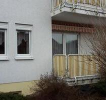 Dudenhofen - Helle 2 Zimmer Wohnung mit Balkon und Einbauküche