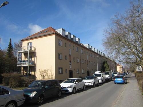 Foto - sanierte 1,5-Zimmer Wohnung mit großem Balkon in Berlin- Zehlendorf