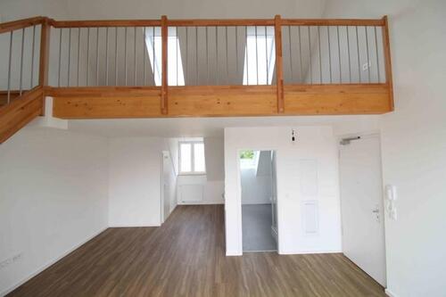 Foto - Etwas Besonderes: 2-Zimmer-DG-Wohnung mit Galerie