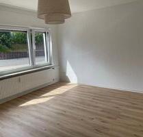schöne 3 Zimmer,Küche, Bad, Balkon Wohnung 70 m² - Spiesen-Elversberg