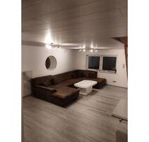 2 ZKB. 55qm. Erstbezug. Küche Neu. Stellplatz. Teilmobiliert. - Adlkofen