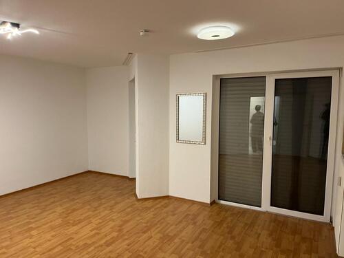 Foto - HELL & GEMÜTLICH * 1ZKB Wohnung Balkon Stellplatz *