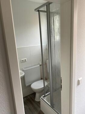 Foto - Frisch sanierte 2-Zimmer-Wohnung in zentraler Lage