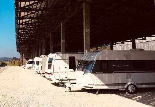 Foto - Stellplatz, Stellfläche für Wohnwagen, Anhänger, Boot - Aindling
