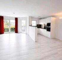 Modernisierte 3-Zimmerwhg. mit Balkon, Stellpl, Kamin, bezugsfrei - Idstein