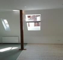 Zwei Zimmer Dachgeschosswohnung - Möckmühl