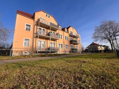 Foto - Gut geschnittene Erdgeschosswohnung mit Balkon und Tageslichtbad!