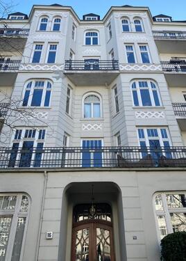 Foto - 3.5 Zimmer Dachgeschoßwohnung zum Kaufen in Hamburg