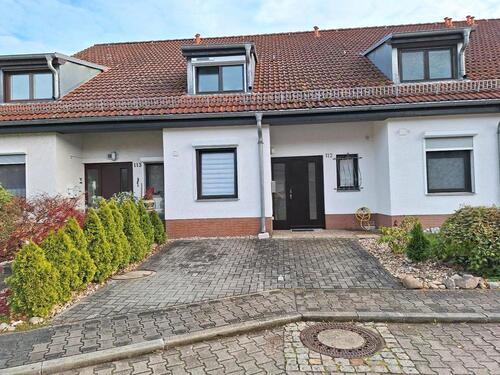 Foto - Reihenmittelhaus - 310.000,00&nbsp;EUR Kaufpreis, ca.&nbsp; 104,00&nbsp;m&sup2;