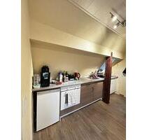 Schöne DG Wohnung für Singles - 405,00&nbsp;EUR Kaltmiete, ca.&nbsp; 41,00&nbsp;m&sup2; in Albstadt (PLZ: 72461) Gemarkung Onstmettingen