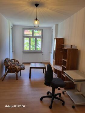 Foto - Voll möblierte 3-Zimmer Whg., Balkon, U-Bahn 3 Min., ruhig, Nbg.
