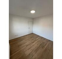 Frisch renovierte 4-Zimmer-Wohnung mit Balkon im 1.OG Erstbezug - Rietberg