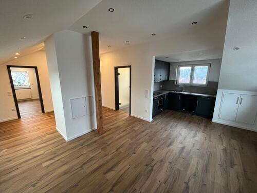 Foto - Exklusive Dachgeschosswohnung im Grünen