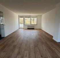 Trier, Erstbezug nach Sanierung, helle 3 Zimmer-Wohnung