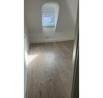 WG Zimmer zentrale Lage Reutlingen Stadtmitte