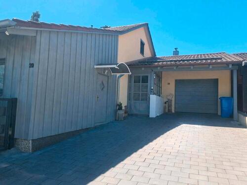 Foto - Top Einfamilienhaus mit Sauna, Whirlpool, Photovoltaik und mehr