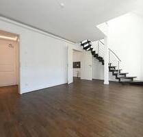 Ein Traum! Maisonette im Dach! + Lift + Parkett + Fußbodenhzg. + Wanne & Dusche + Gäste-WC + Loggia - Leipzig Altwest