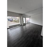 Gewerbeimmobilie - 850,00&nbsp;EUR Kaltmiete, ca.&nbsp; 56,00&nbsp;m&sup2; in Bühl (PLZ: 77815)
