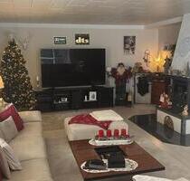 340qm Einfamilienhaus mit 3 angrenzenden Mietswohnungen (200qm) - Ortenberg