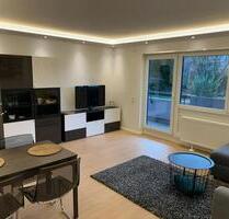 Möblierte 2-Zim-Wohnung in S-Feuerbach (Balkon, EBK, TG-Stellpl.) - Stuttgart