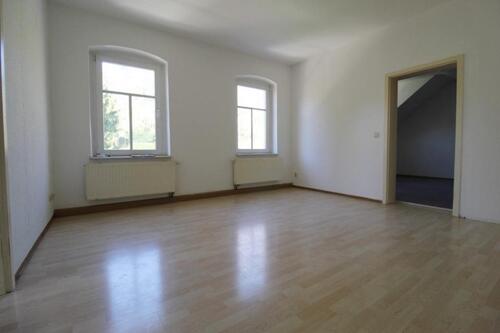 Foto - Schöne Dachgeschoßwohnung - 270,00 EUR Kaltmiete,