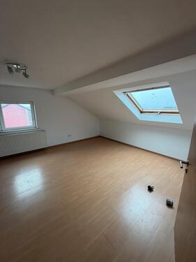 Foto - Dachgeschoss Wohnung - 800,00&nbsp;EUR Kaltmiete, ca.&nbsp; 53,00&nbsp;m&sup2;