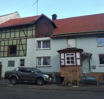Haus zu verkaufen - 69.000,00&nbsp;EUR Kaufpreis, ca.&nbsp; 110,00&nbsp;m&sup2; in Diemelsee (PLZ: 34519)