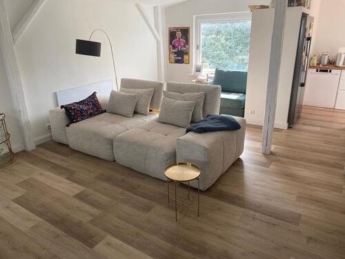 Foto - Modernes DG-Loft in Toplage – voll möbliert & bezugsbereit