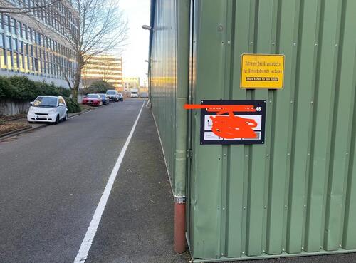 Foto - Lagerhalle, halle , Stellplätze, Parkplatz