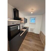 Renovierte 2-Zimmer-Wohnung mit Loggia & EBK in Fürstenfeldbrück - Fürstenfeldbruck