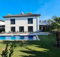 Möblierte, moderne Stadtvilla mit Pool in Köpenick - Berlin Treptow-Köpenick