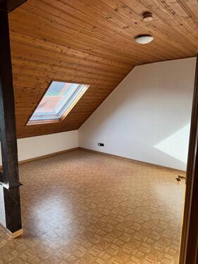 Foto - Bauerbach WG-Zimmer in Dachgeschosswohnung
