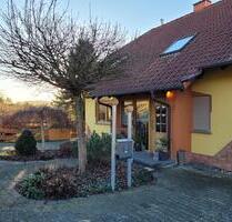 Einfamilienhaus mit Einliegerwohnung in Burghaun OT Langenschwarz