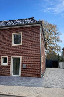 Foto - 5 Zimmer Doppelhaushälfte zur Miete in Erkner