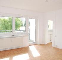 Helle 1-Raum-Wohnung mit Balkon und Dusche - Chemnitz Klaffenbach