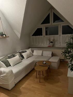 Foto - 2 Zimmer DG-Wohnung - 470,00&nbsp;EUR Kaltmiete, ca.&nbsp; 47,00&nbsp;m&sup2;